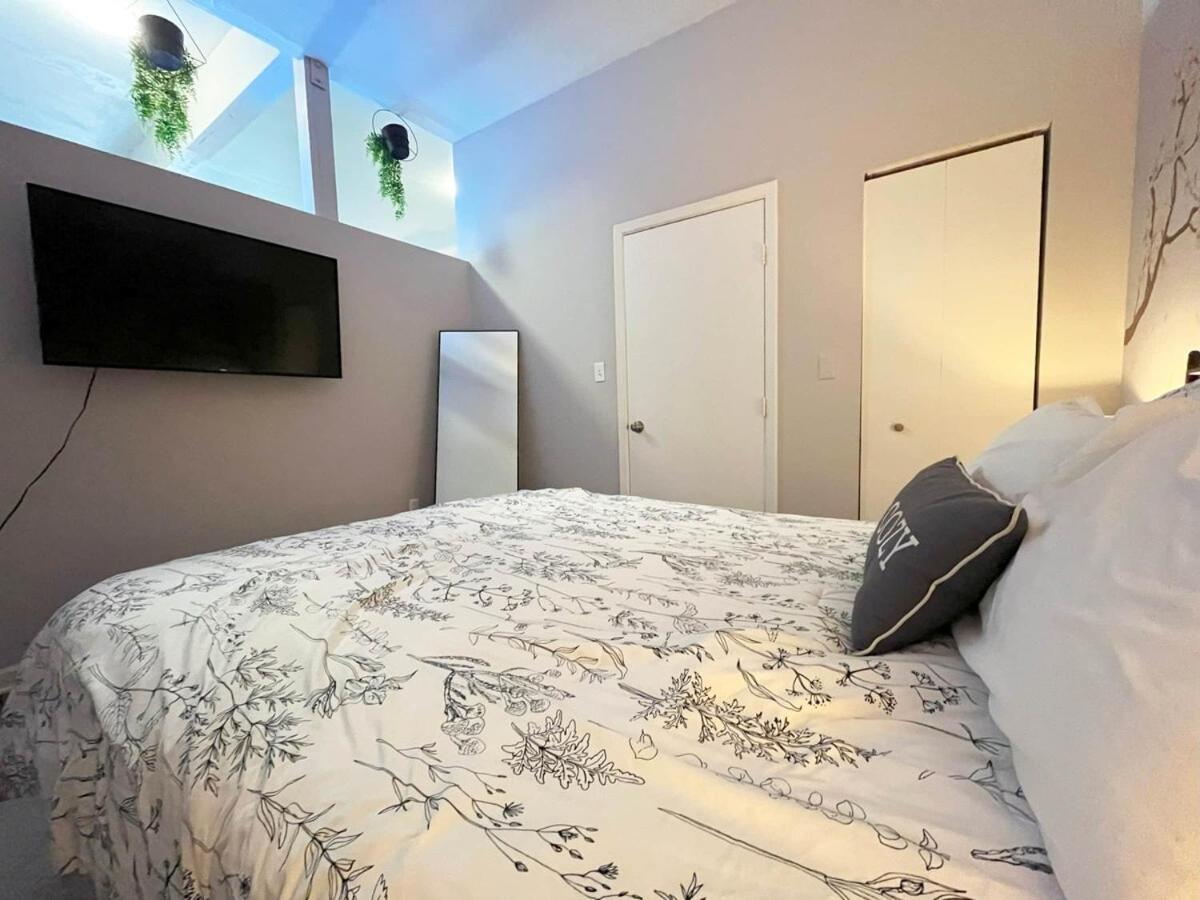 شقة Downtown Cleveland -Modern First Floor Unit المظهر الخارجي الصورة