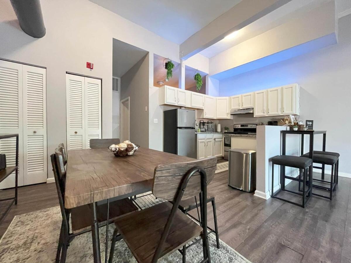 شقة Downtown Cleveland -Modern First Floor Unit المظهر الخارجي الصورة