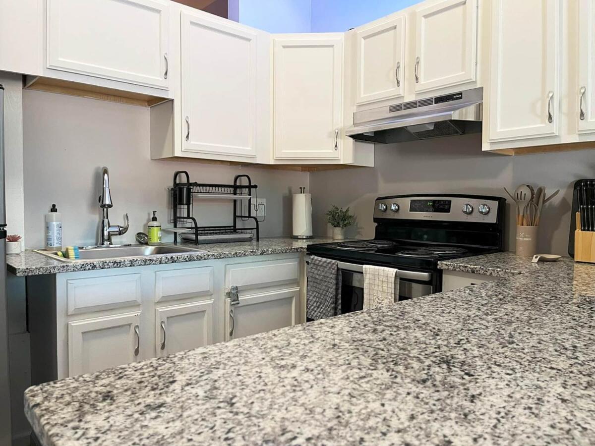 شقة Downtown Cleveland -Modern First Floor Unit المظهر الخارجي الصورة